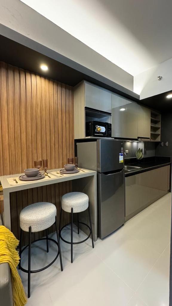 Apartment Your In Field Residences Paranaque Near Naia *