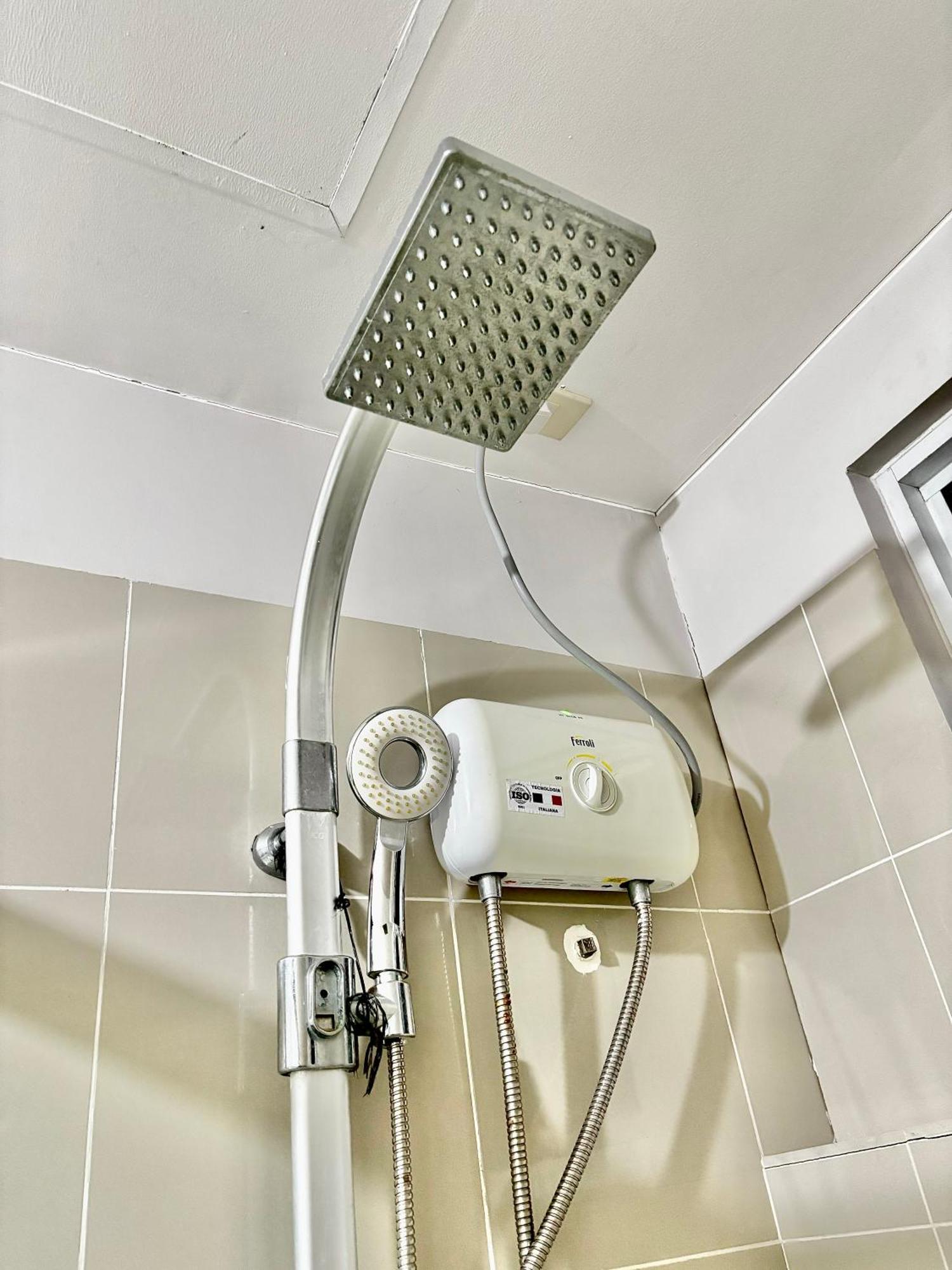 Aparthotel Aesthetic Cozy 2 Bedroom With Balcony