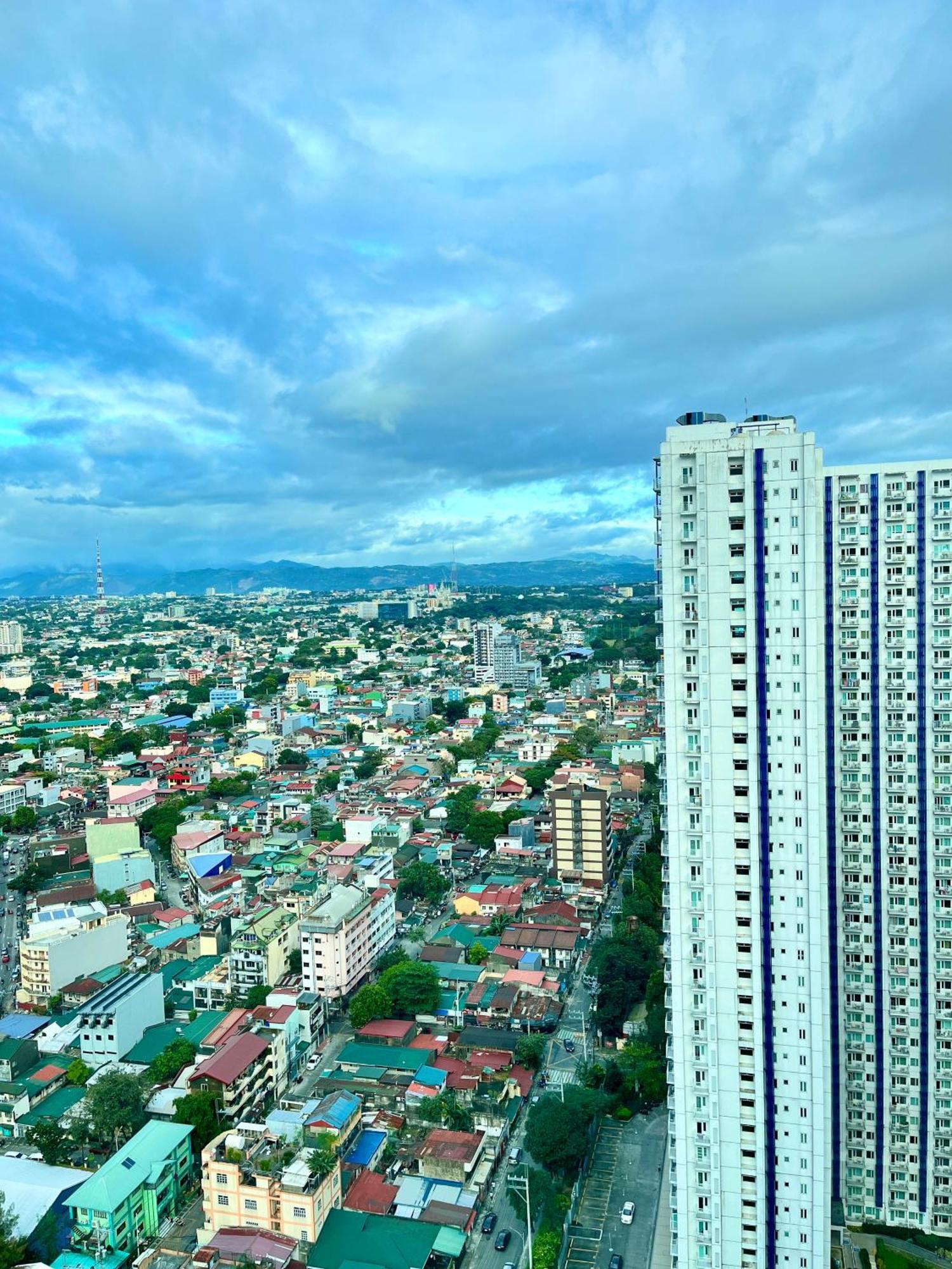 Aesthetic Cozy 2 Bedroom With Balcony Aparthotel Manila