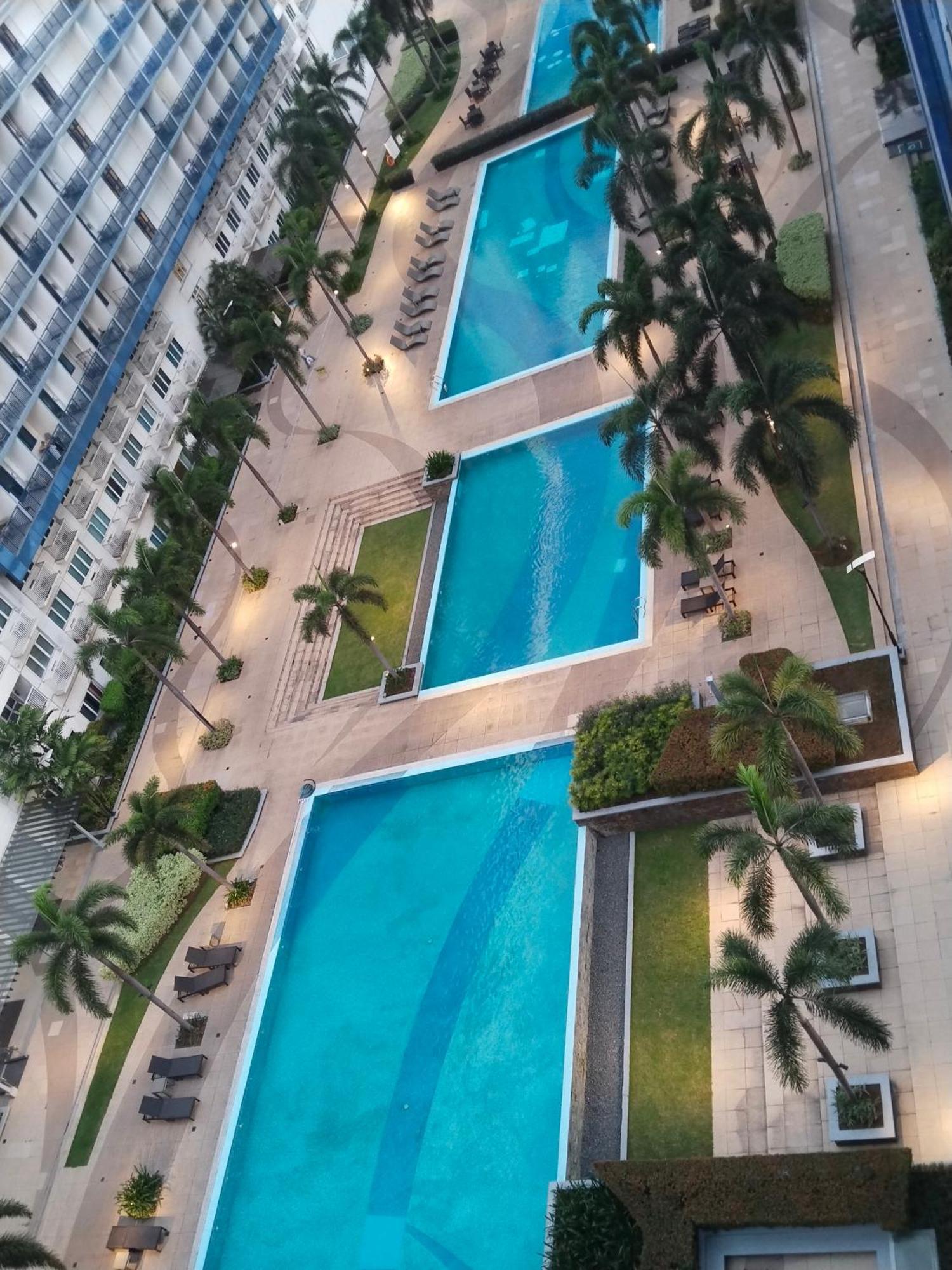 Moa Sea Condotel * Manila