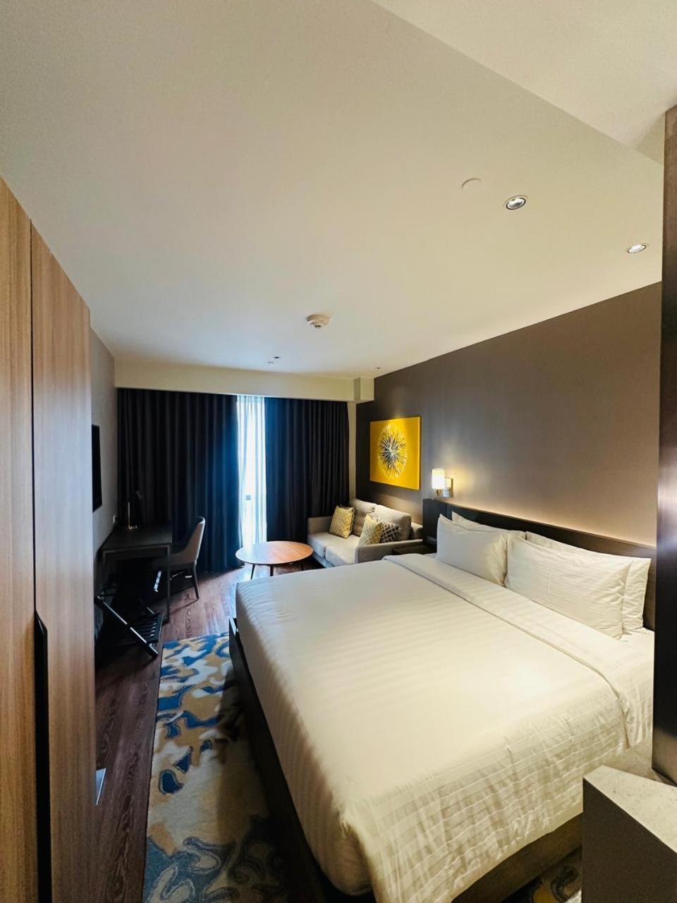 Hotel Suites Mandaluyong Near Makati Manila