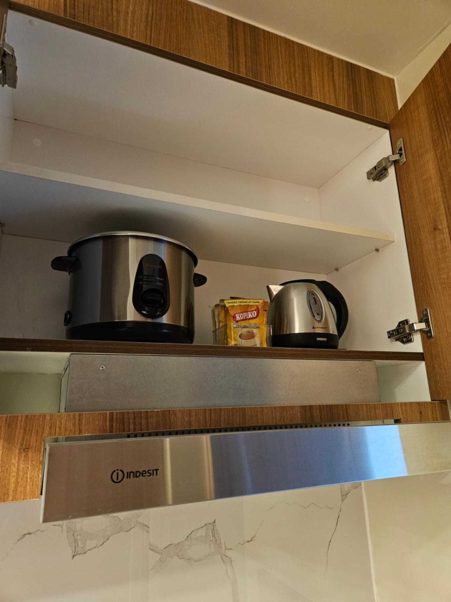 Modern Condotel 2br Near Moa *
