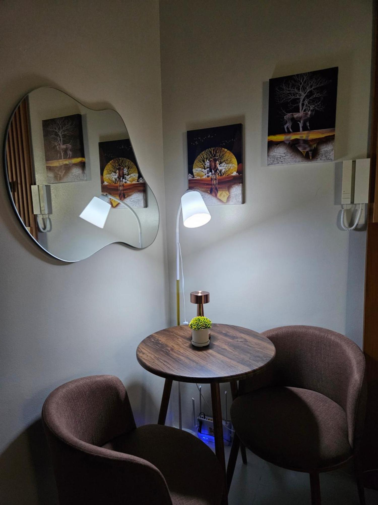 Modern Condotel 2br Near Moa Aparthotel *
