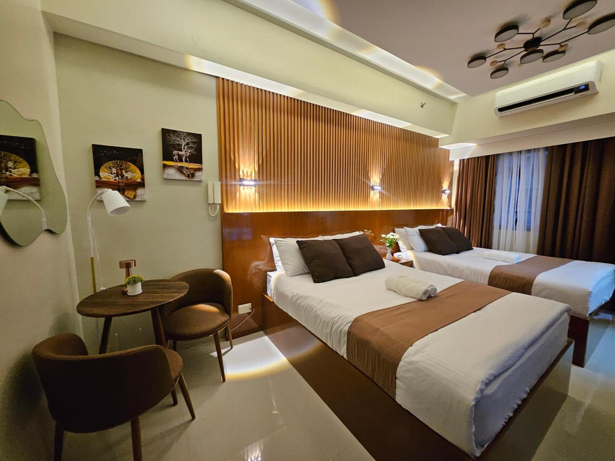Modern Condotel 2br Near Moa Manila