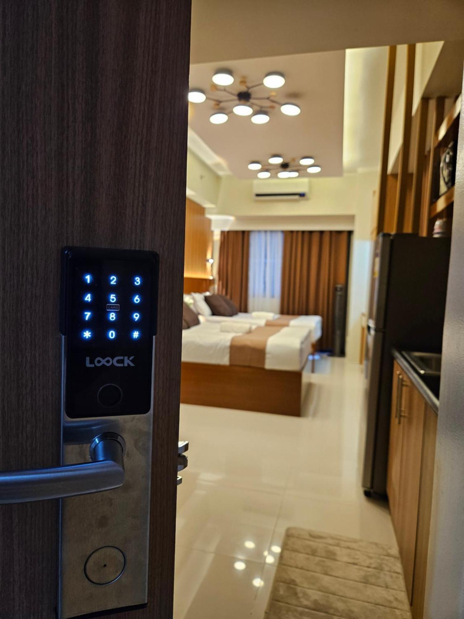 Modern Condotel 2br Near Moa Aparthotel Manila