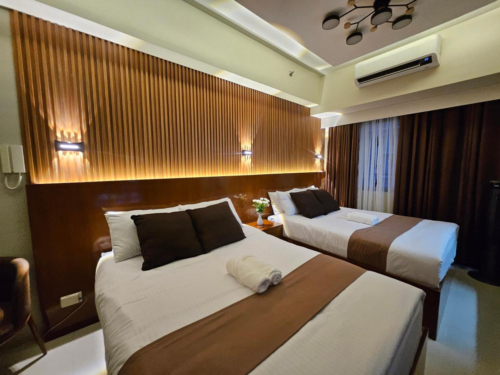 Modern Condotel 2br Near Moa Manila