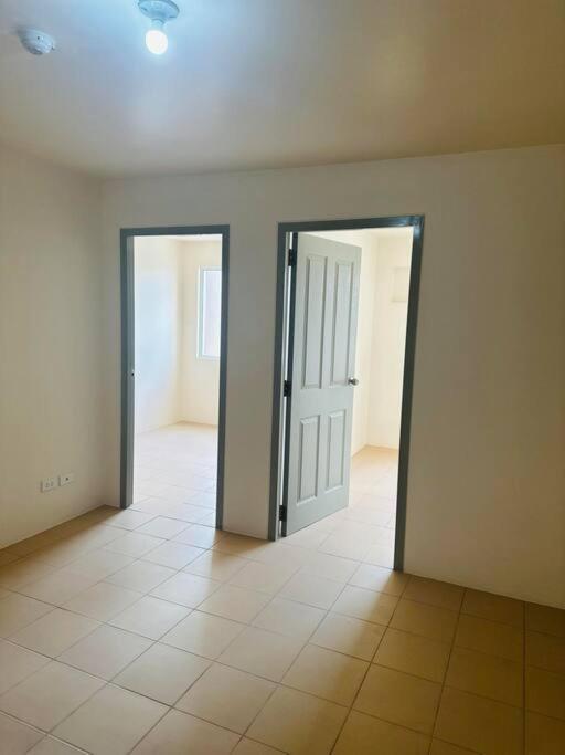 Apartment Spacious Bare At Spatial Manila