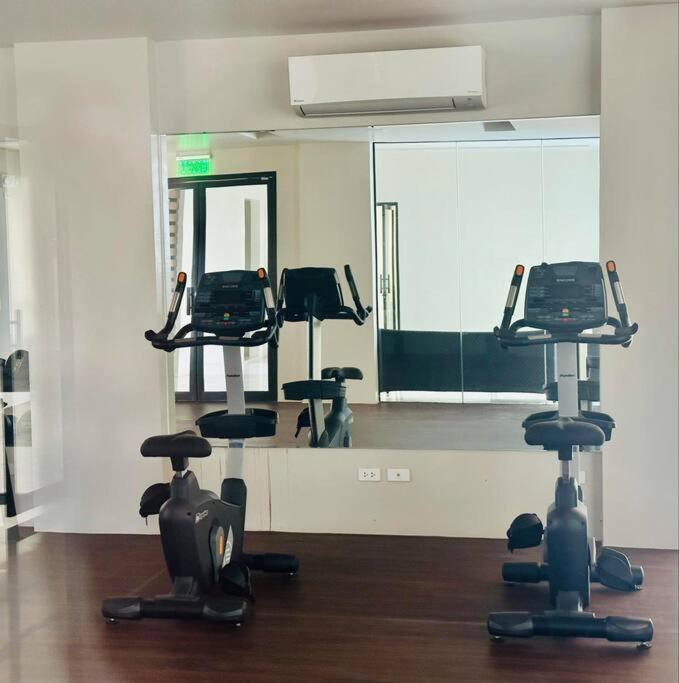 Spacious Bare At Spatial Manila