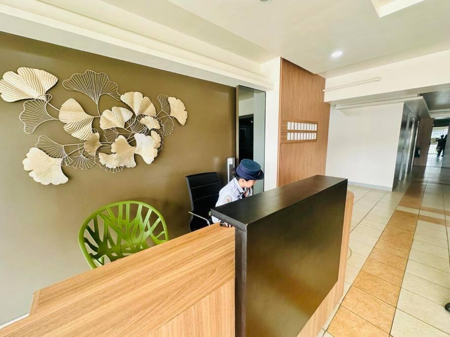 Spacious Bare At Spatial Manila