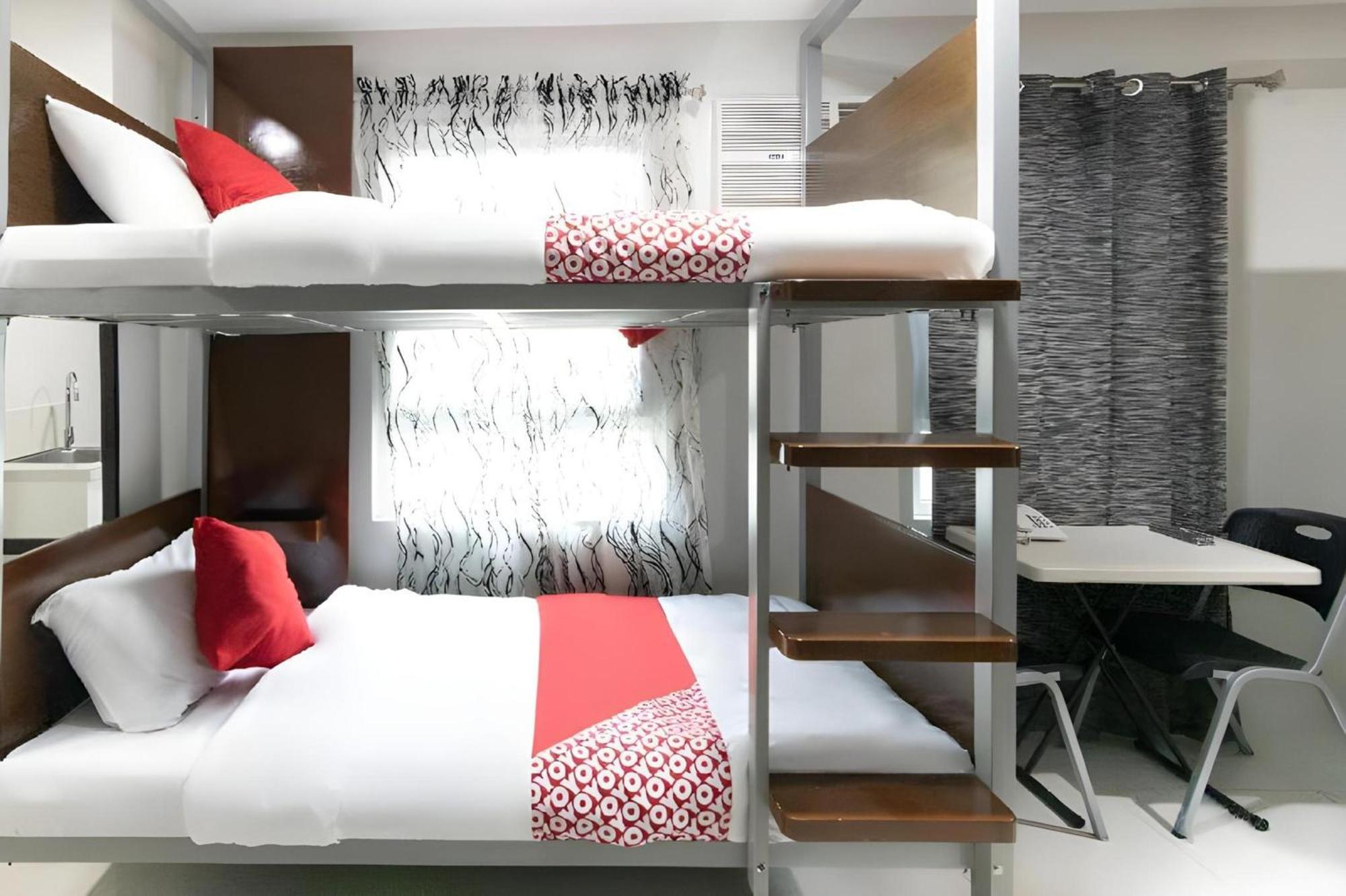 Oyo 152 Sangco Condotel Hotel 3*