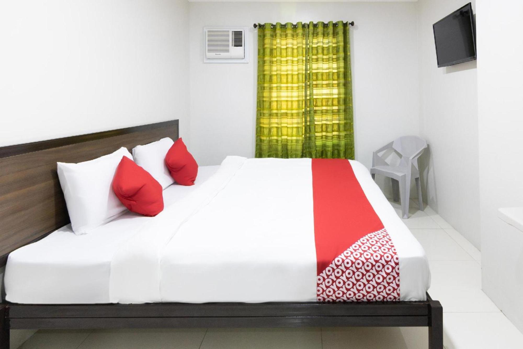 Oyo 152 Sangco Condotel Hotel