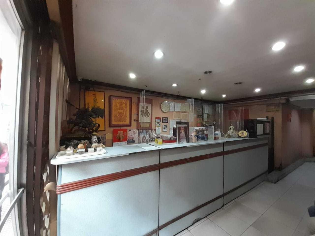 Oyo 1011 First 3* Manila