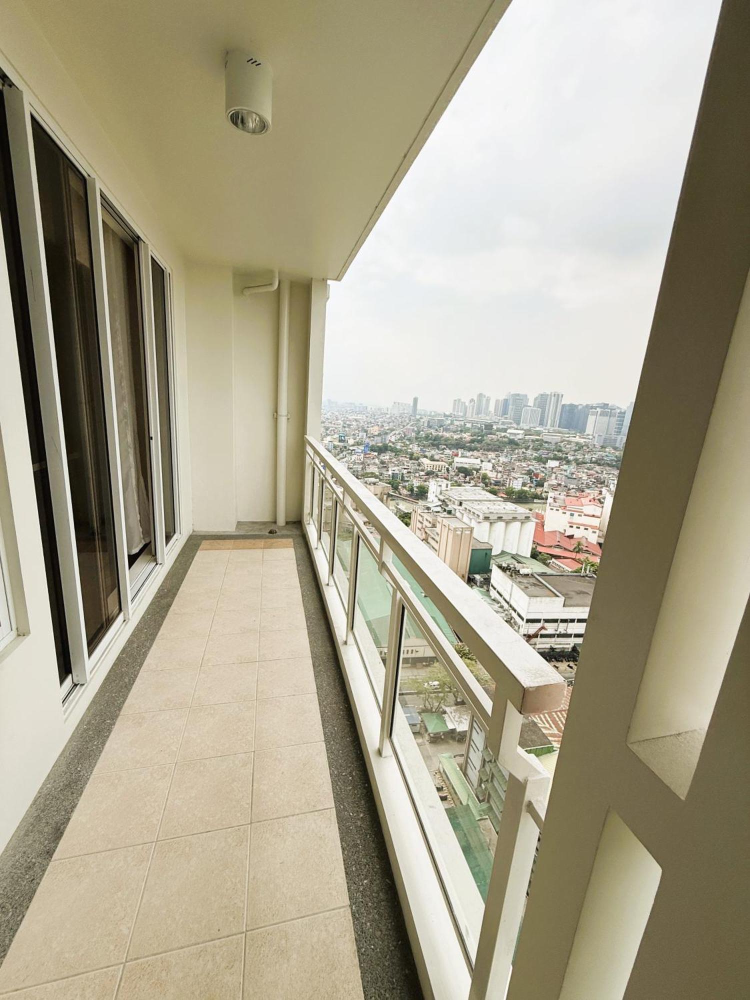Jfam - Allegra Pasig Condo, With Parking