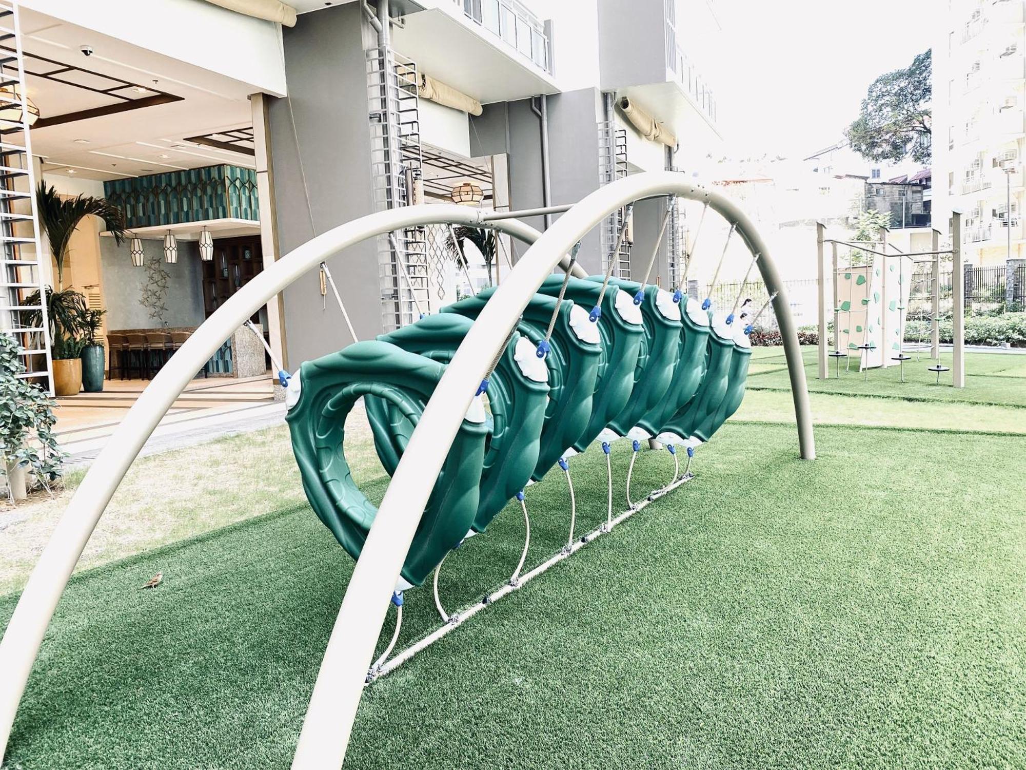 Jfam - Allegra Pasig Condo, With Parking * Manila