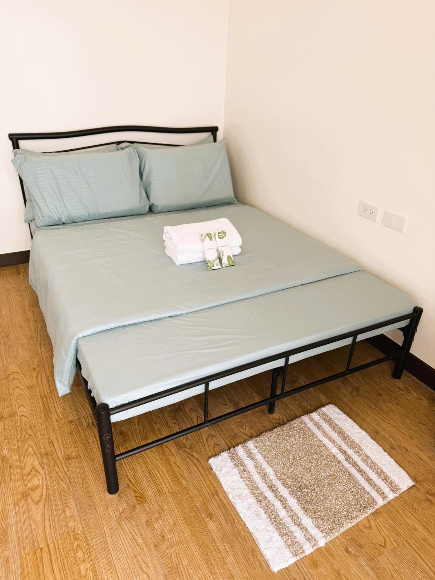 Apartment Jfam - Allegra Pasig Condo, With Parking Manila