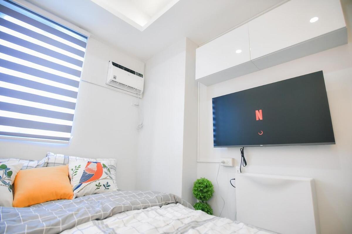 Brand New Unit For 3 Pax At Mplace Residences *