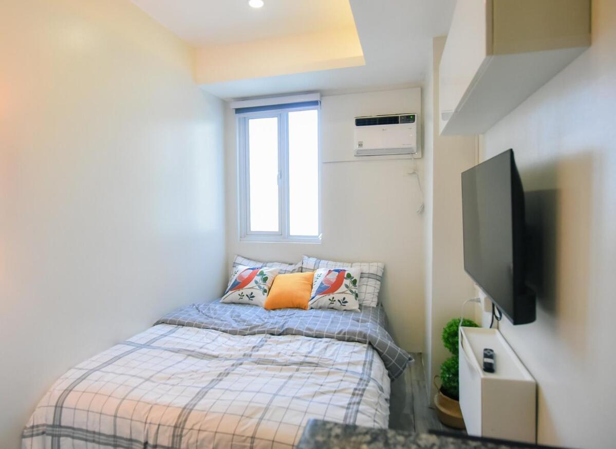 Brand New Unit For 3 Pax At Mplace Residences