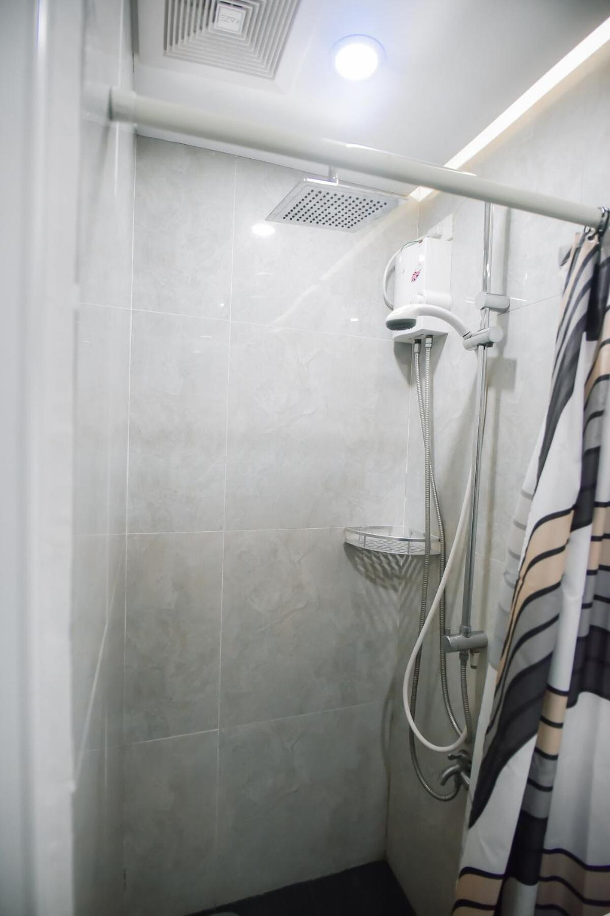 Brand New Unit For 3 Pax At Mplace Residences Manila