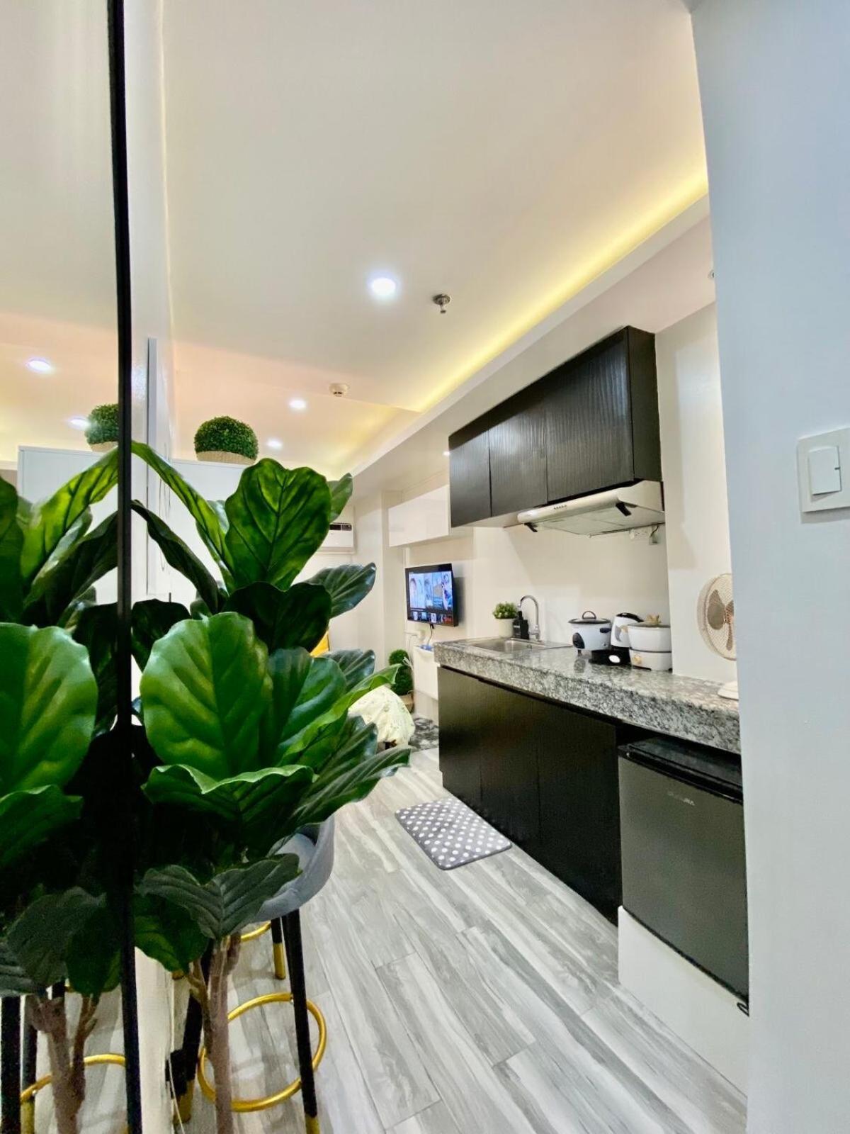Brand New Unit For 3 Pax At Mplace Residences Apartment *