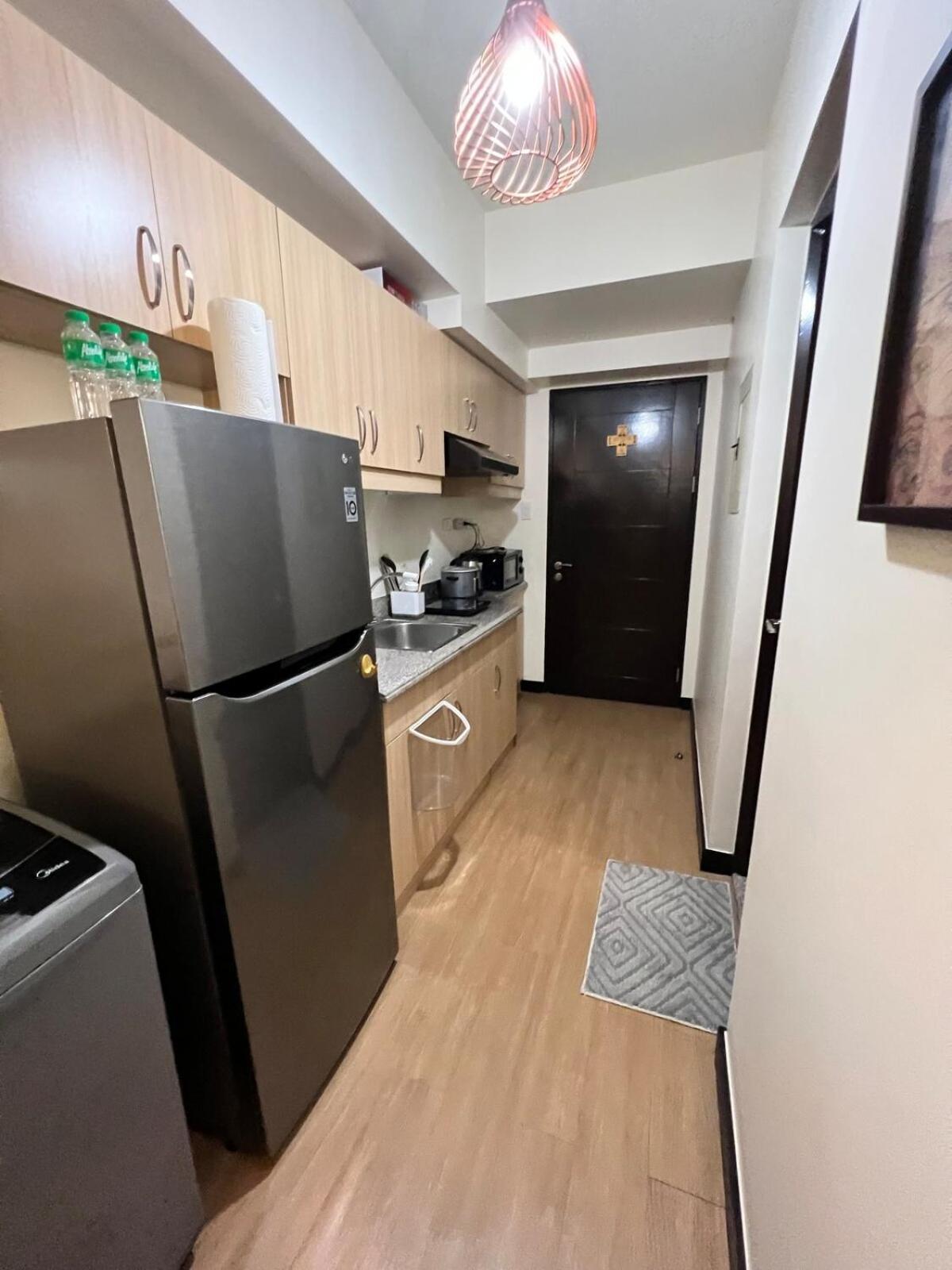 Apartment Unit In Sucat, Paranaque Calathea Place