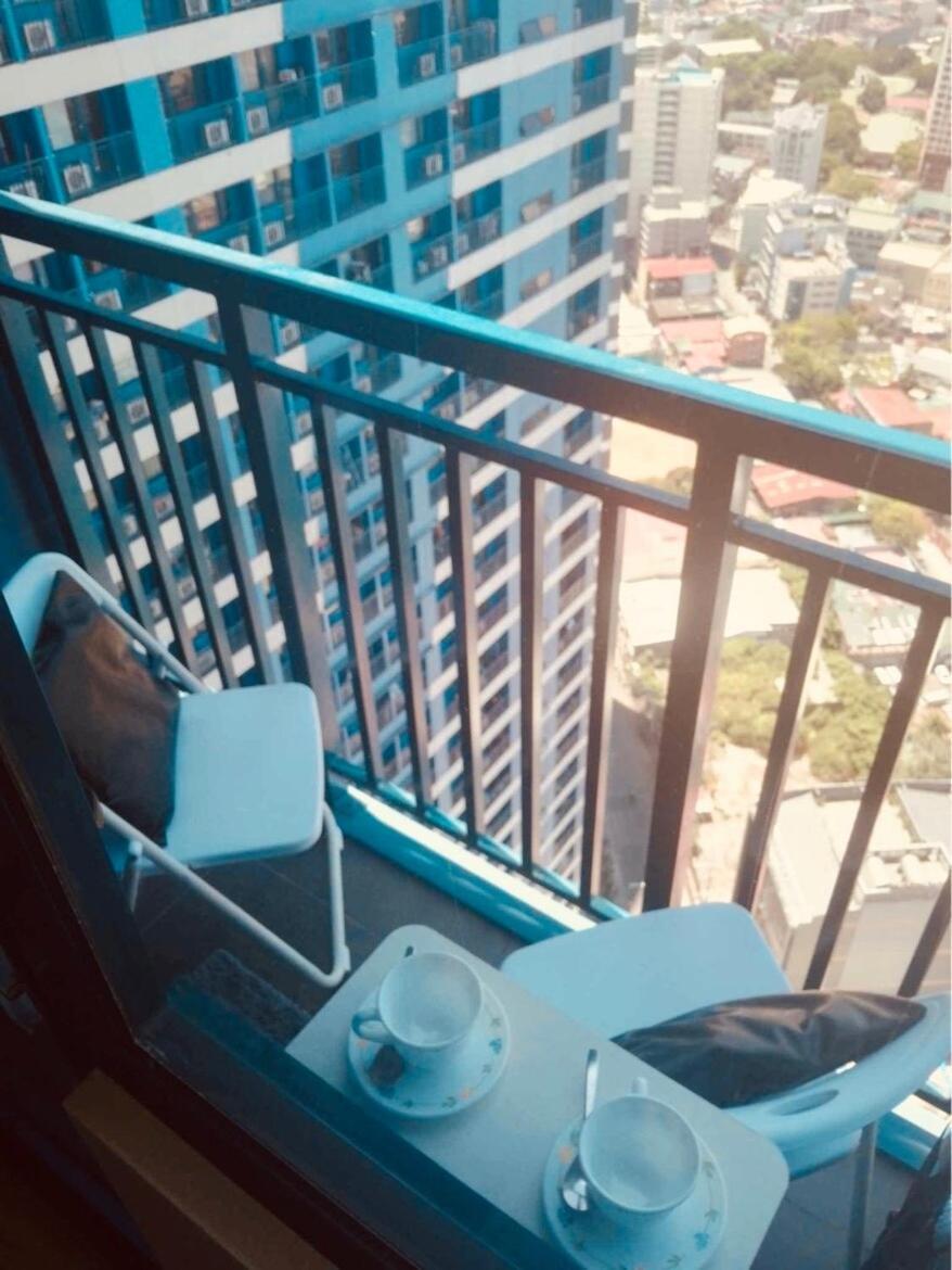 D'den At Smdc Air Makati 1br Bay View Apartment *