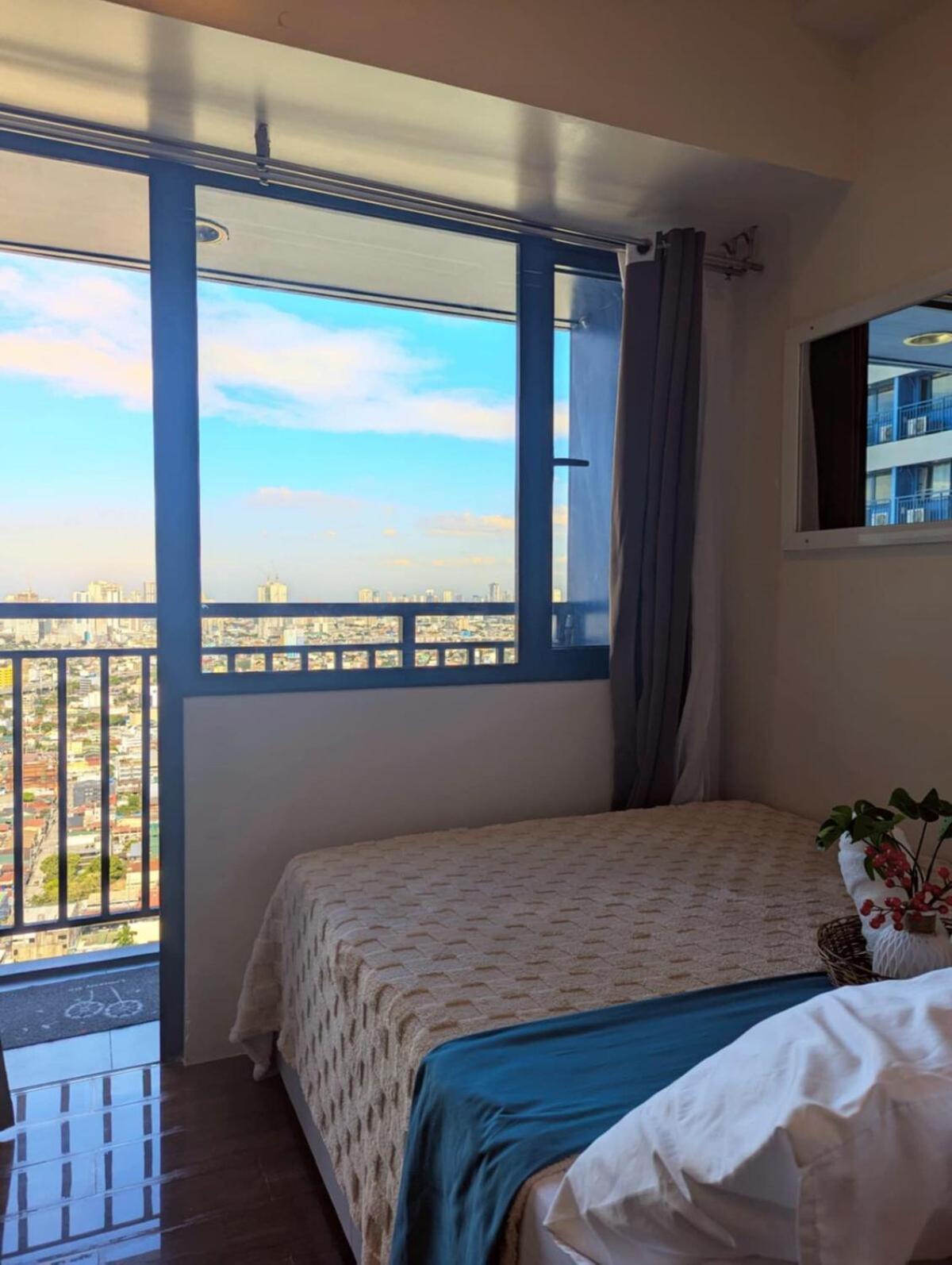 D'den At Smdc Air Makati 1br Bay View *