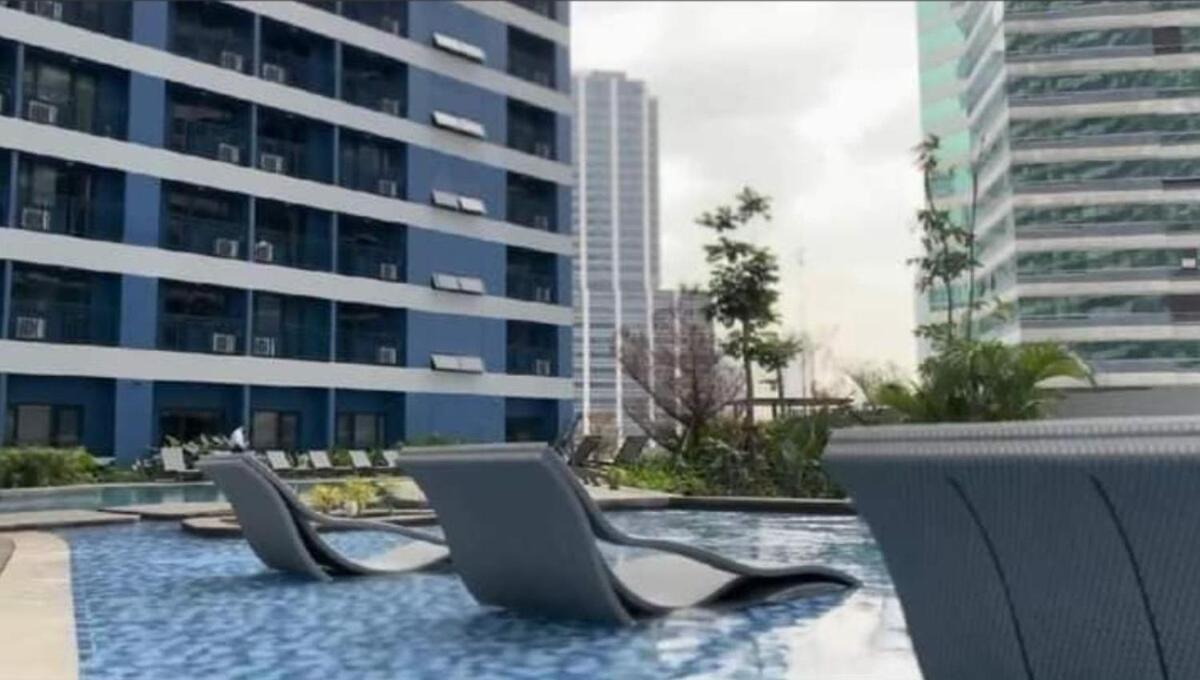 D'den At Smdc Air Makati 1br Bay View Apartment