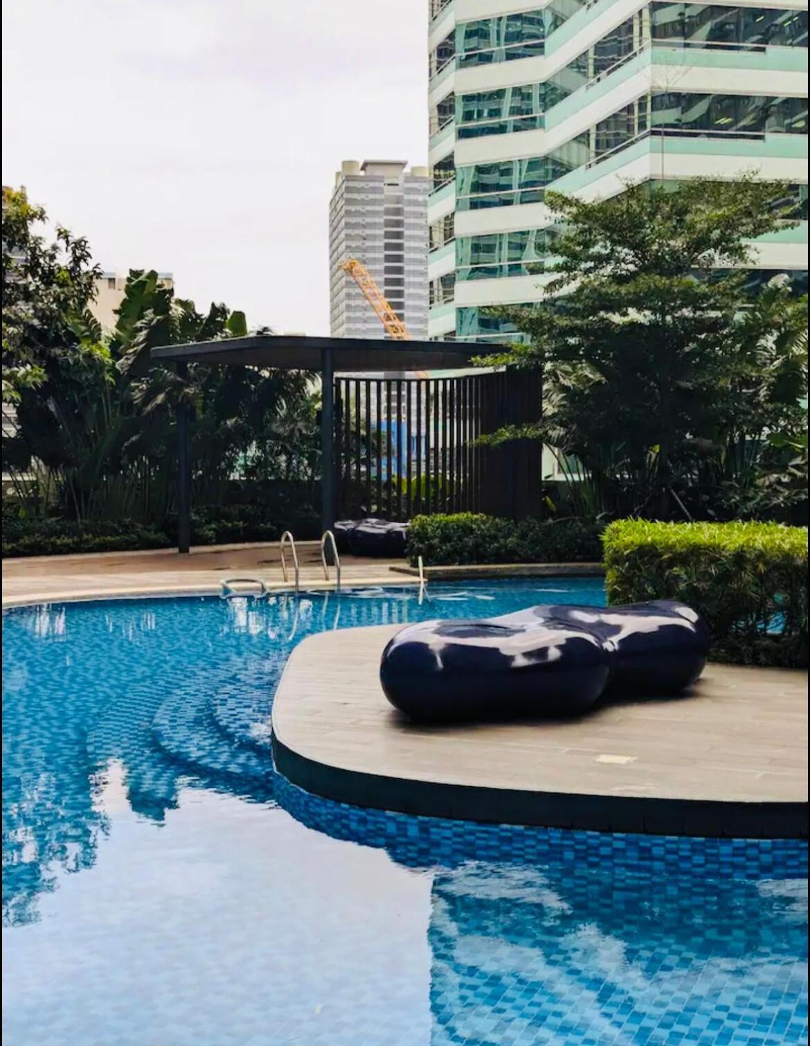 D'den At Smdc Air Makati 1br Bay View