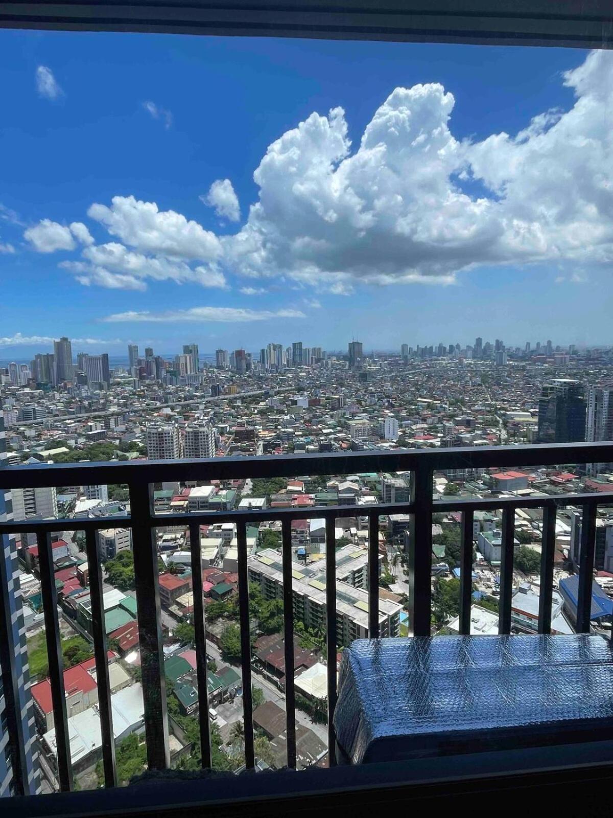 Apartment D'den At Smdc Air Makati 1br Bay View Manila