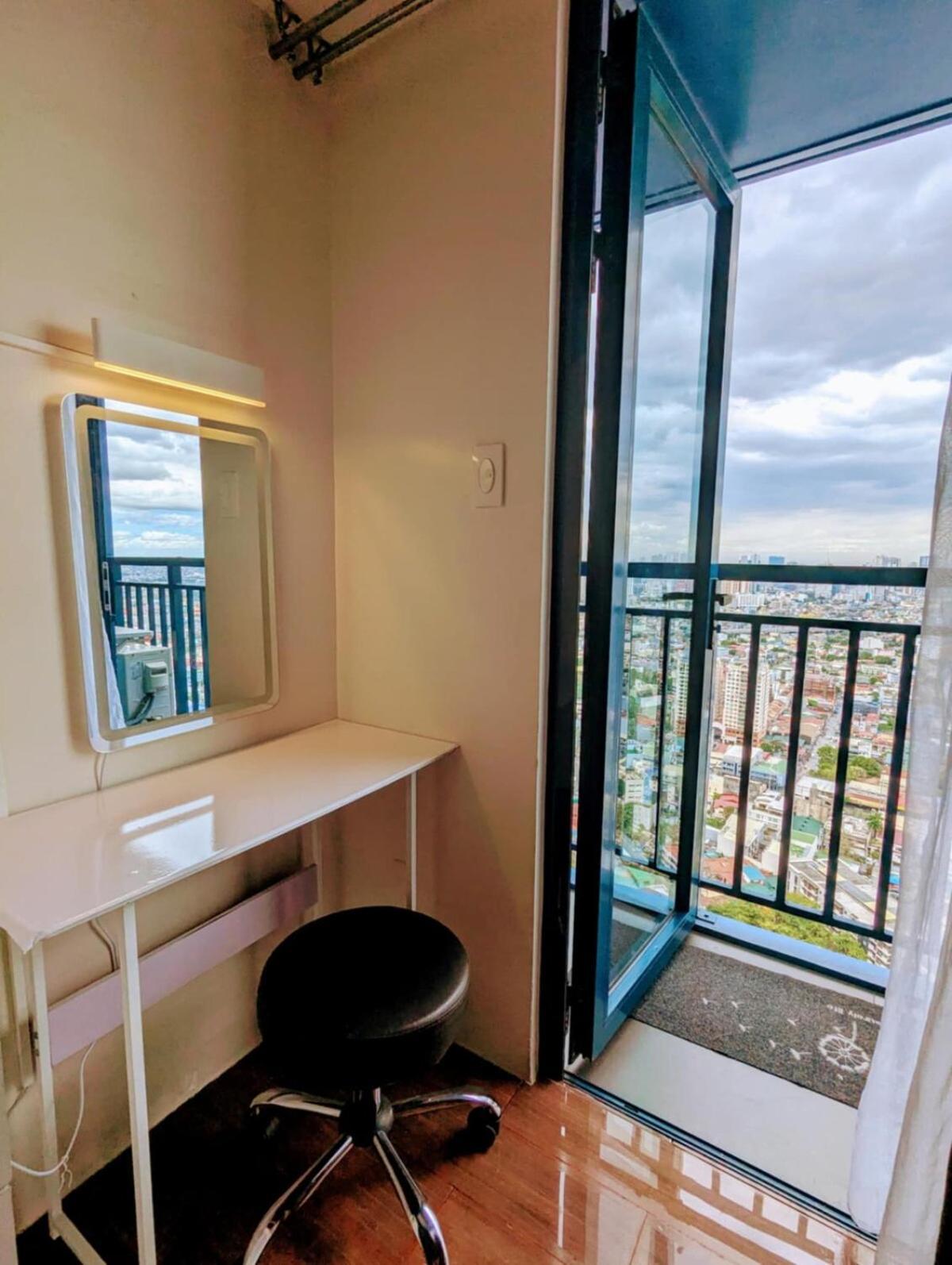 D'den At Smdc Air Makati 1br Bay View * Manila