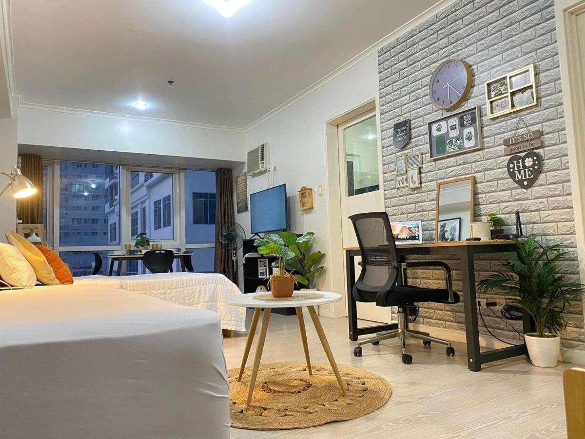 South Of Market Private Residences Nr Sm Aura Bgc Apartment