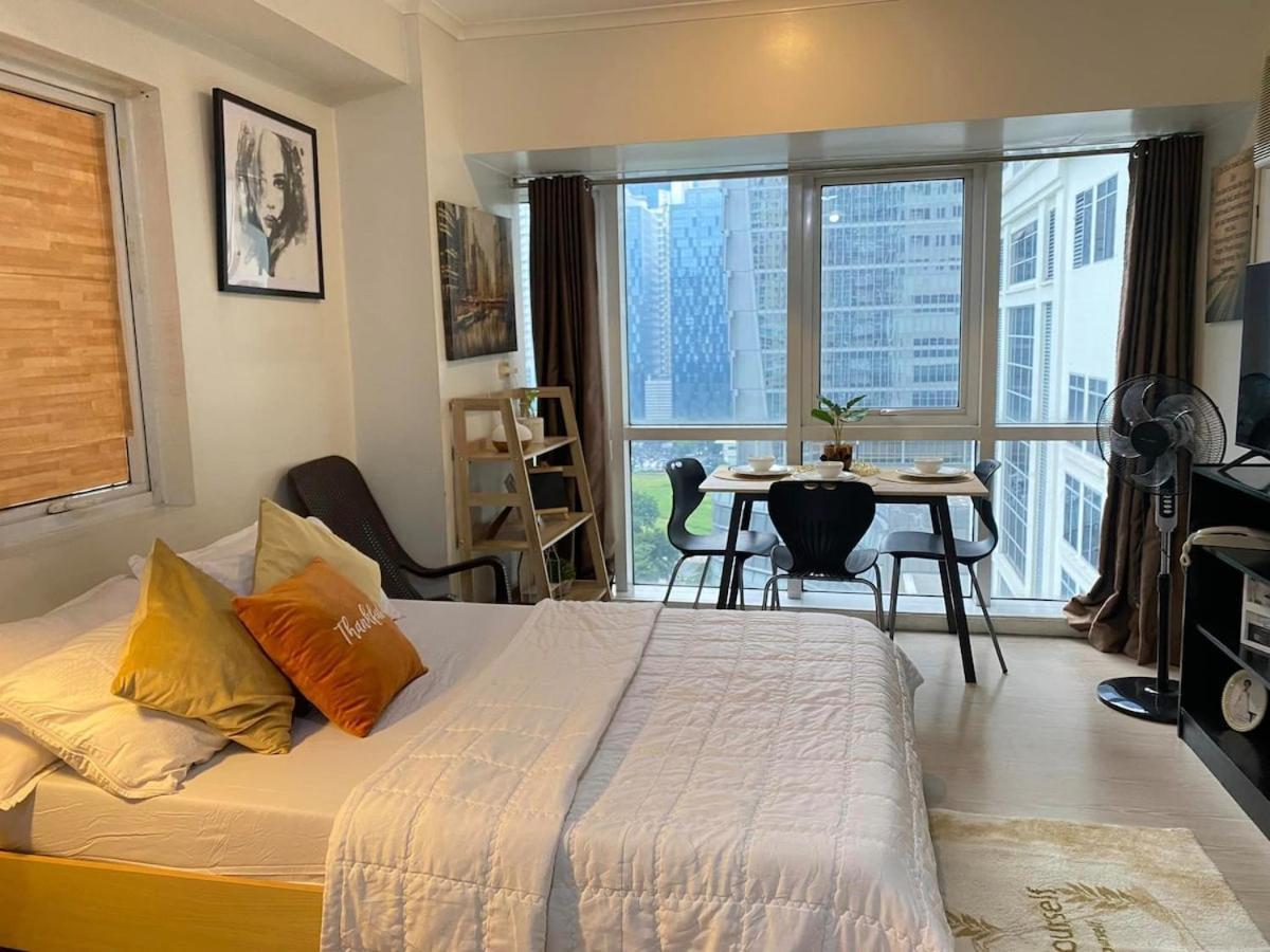 South Of Market Private Residences Nr Sm Aura Bgc Apartment *