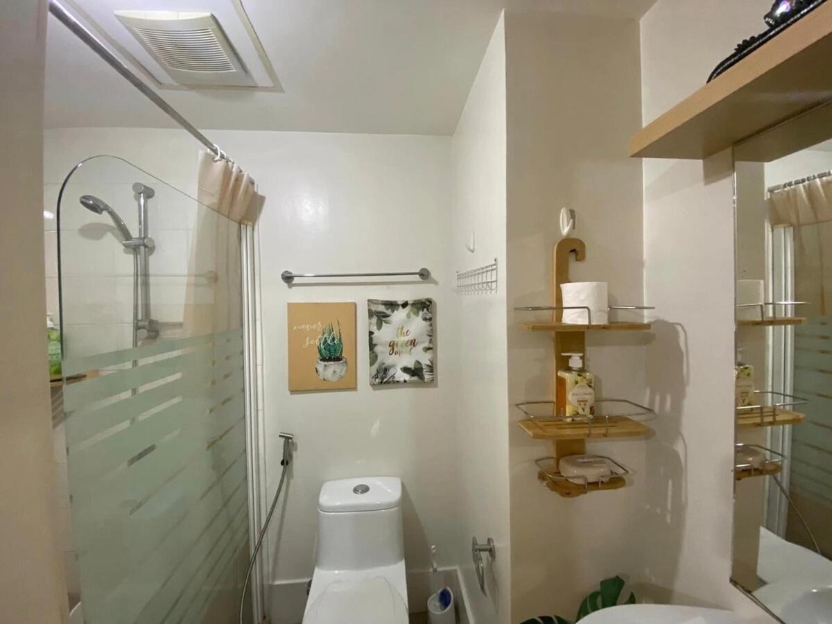 South Of Market Private Residences Nr Sm Aura Bgc Apartment *