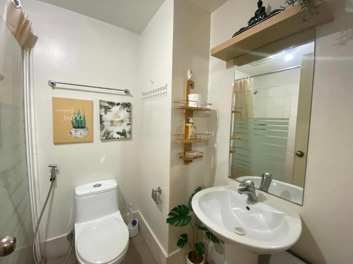 South Of Market Private Residences Nr Sm Aura Bgc Apartment Manila