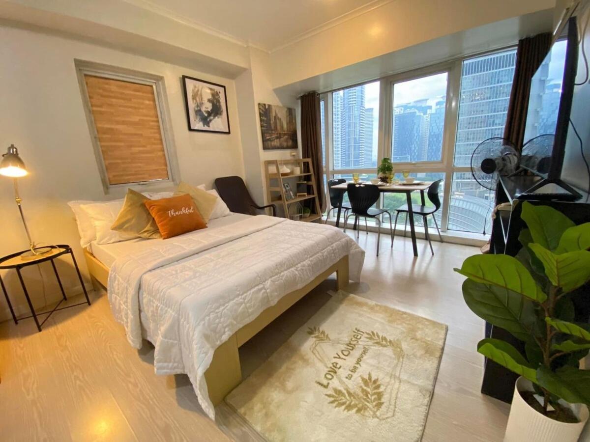 South Of Market Private Residences Nr Sm Aura Bgc Manila