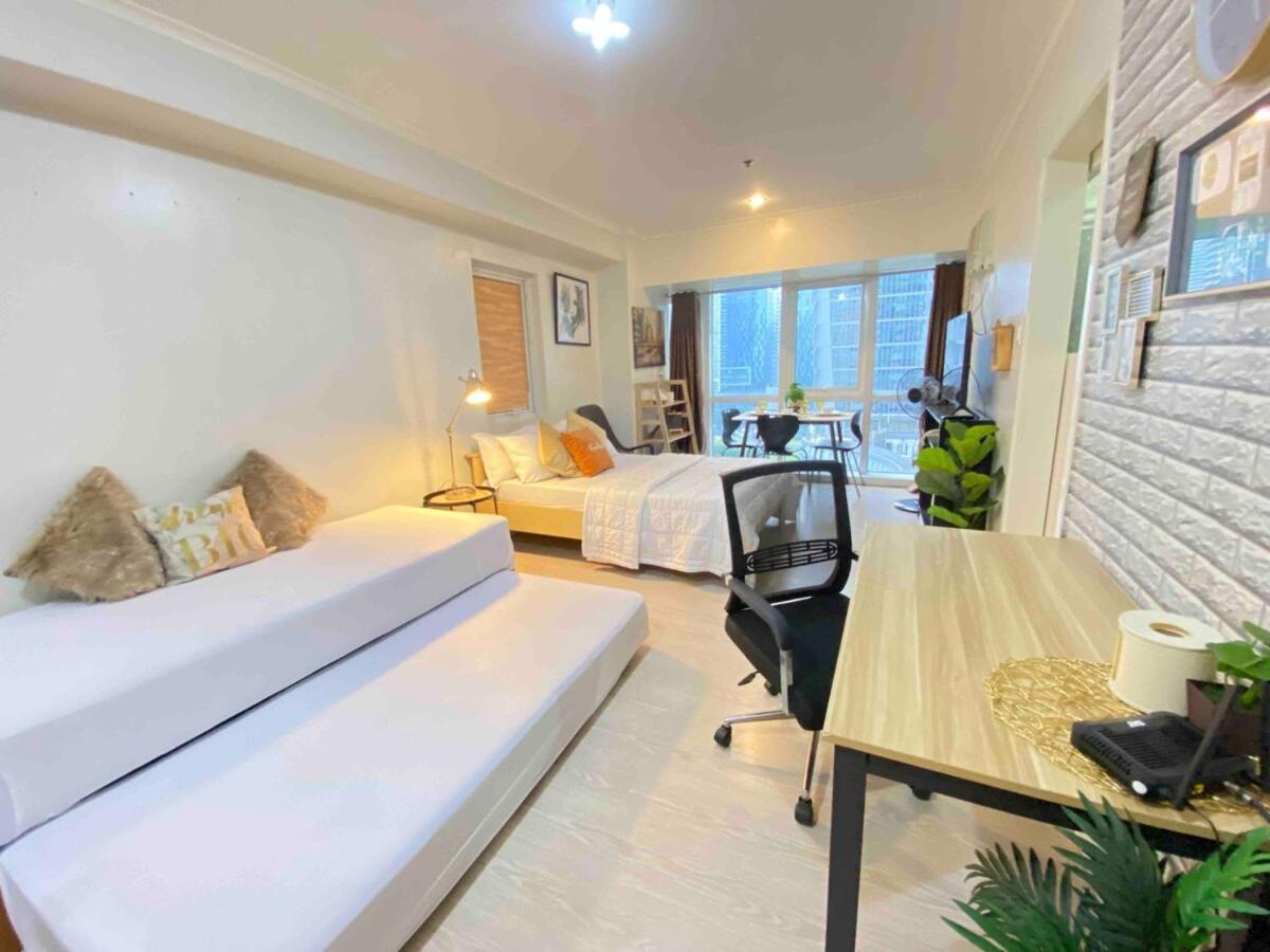 South Of Market Private Residences Nr Sm Aura Bgc Apartment