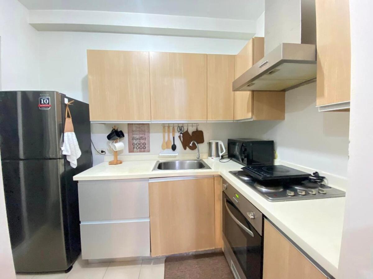 Apartment South Of Market Private Residences Nr Sm Aura Bgc