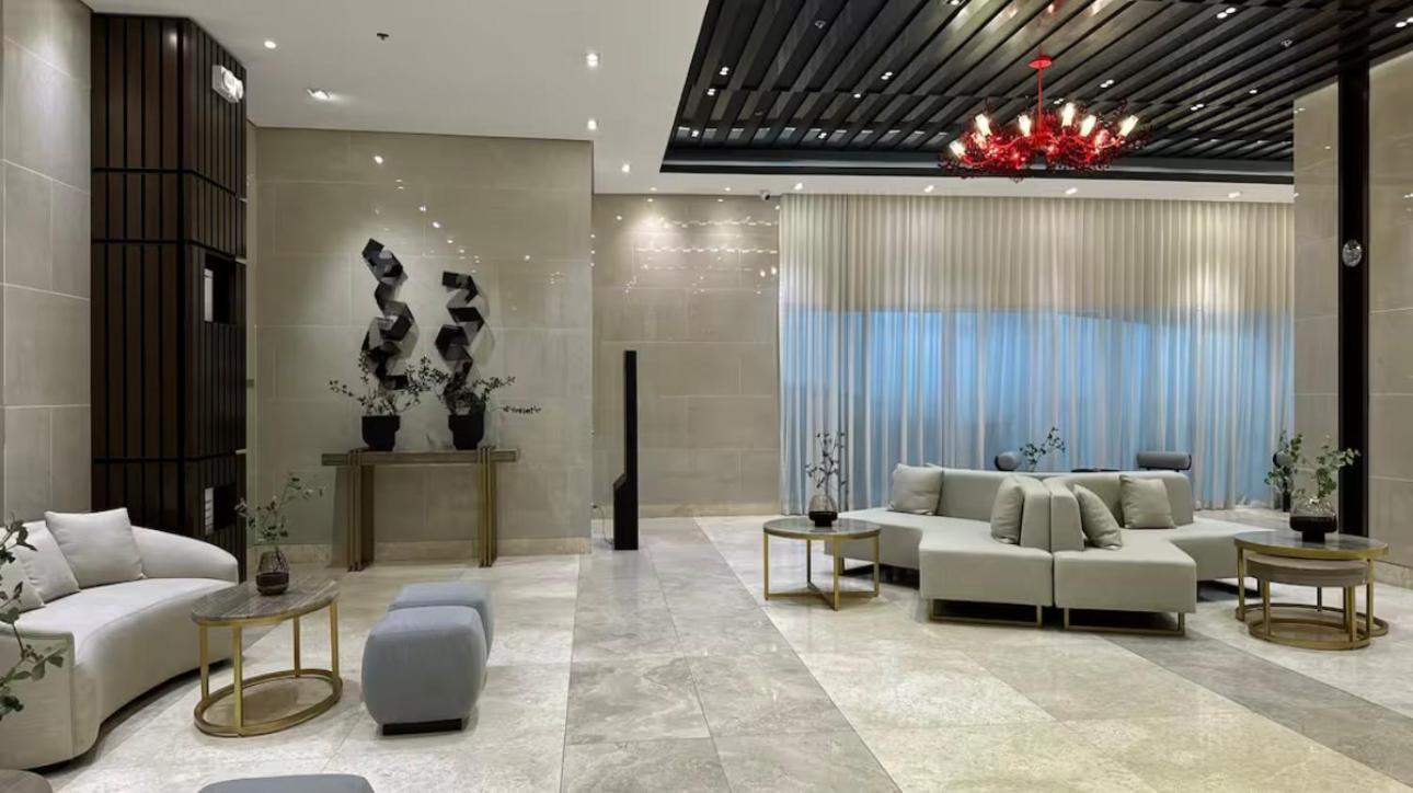 Aparthotel Budget Friendly Red Residences Makati