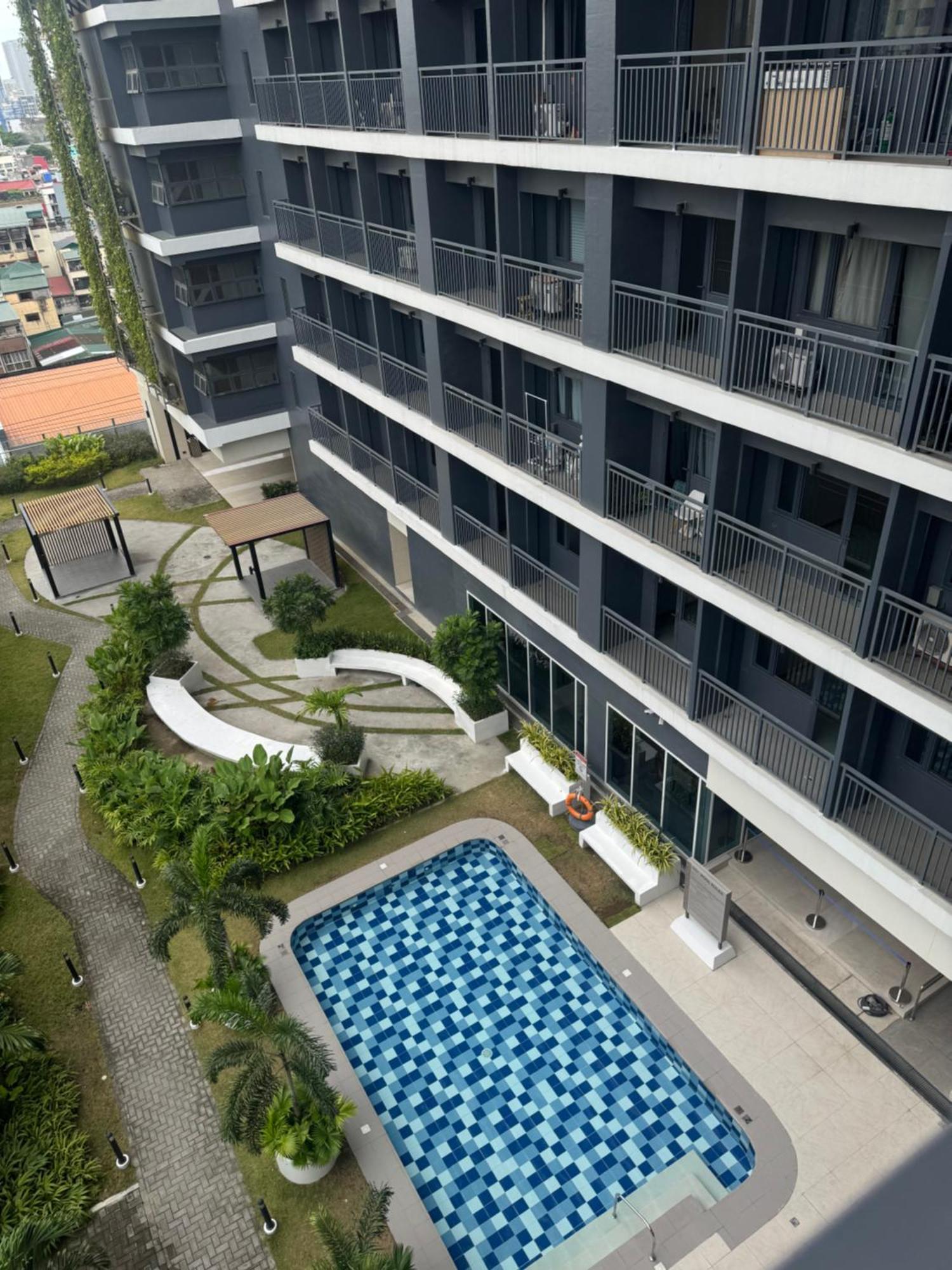 Budget Friendly Red Residences Makati Manila