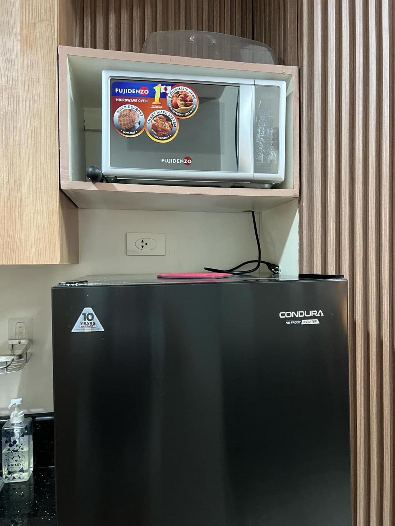 Budget Friendly Red Residences Makati Aparthotel