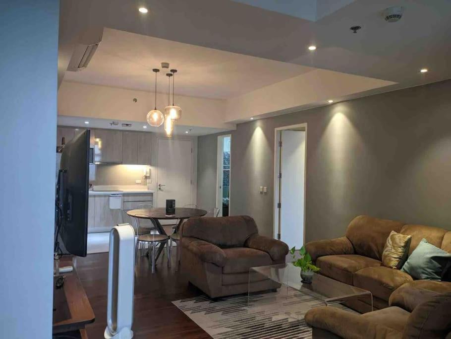 3br Luxury In Heart Of Ortigas Manila