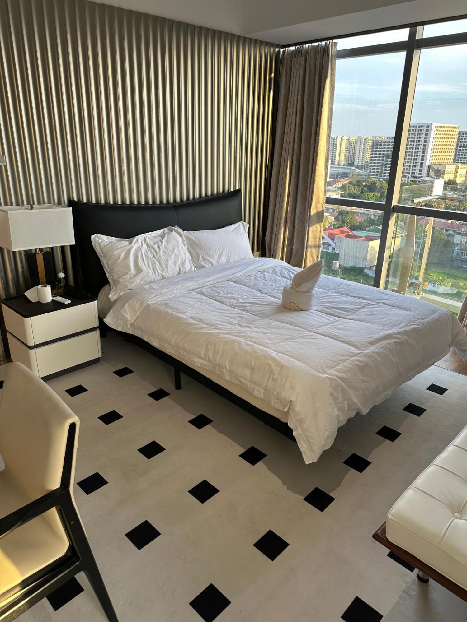 Luxury Penthouse Near Of Dreams Casino9 Apartment