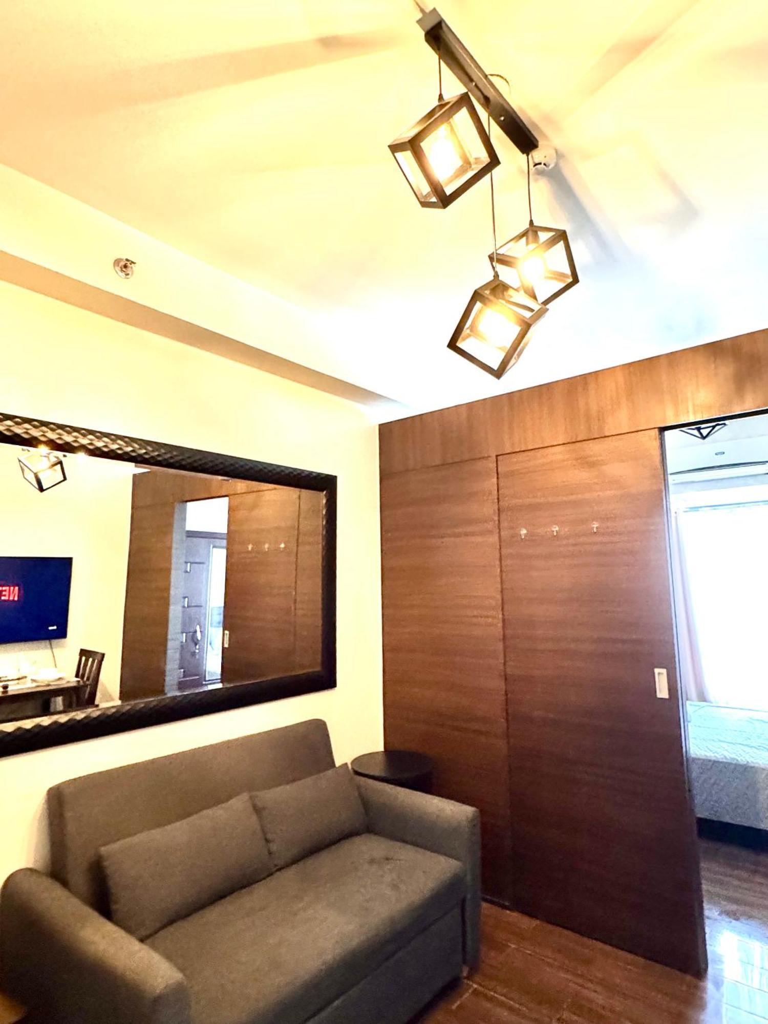 Makati Oasis The Air Residences #2148 Apartment