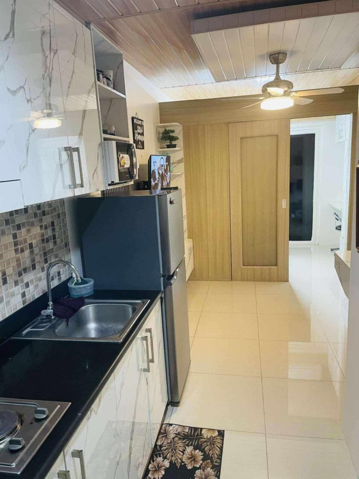 Metros Hideaway Shore 1 Tower B