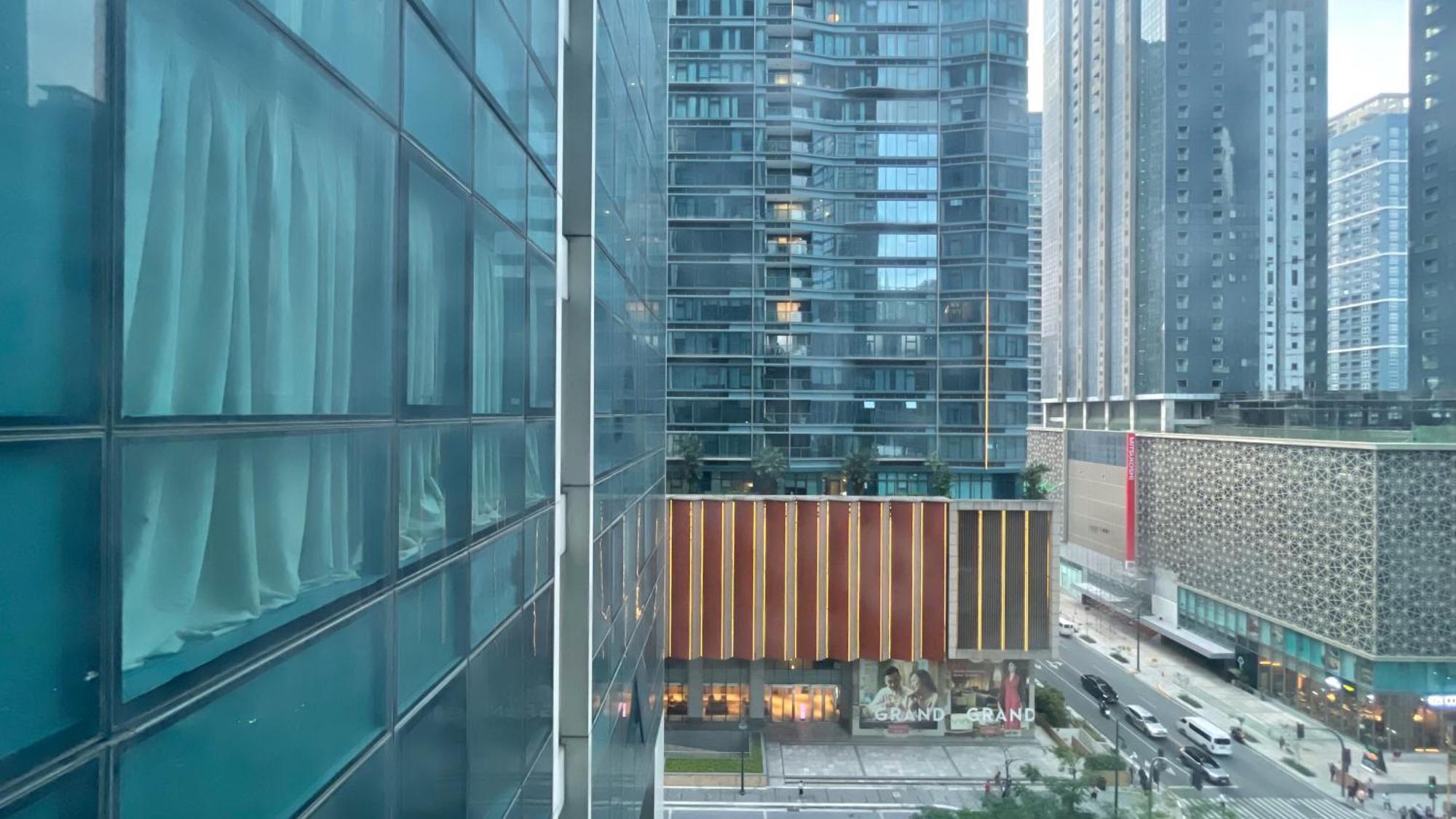 Full-serviced Residential In One Uptown Residences, Bgc