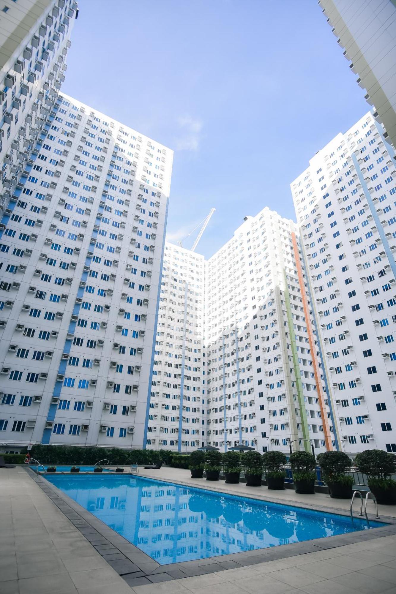 Brand New Unit For 3 Pax At Mplace Residences * Manila