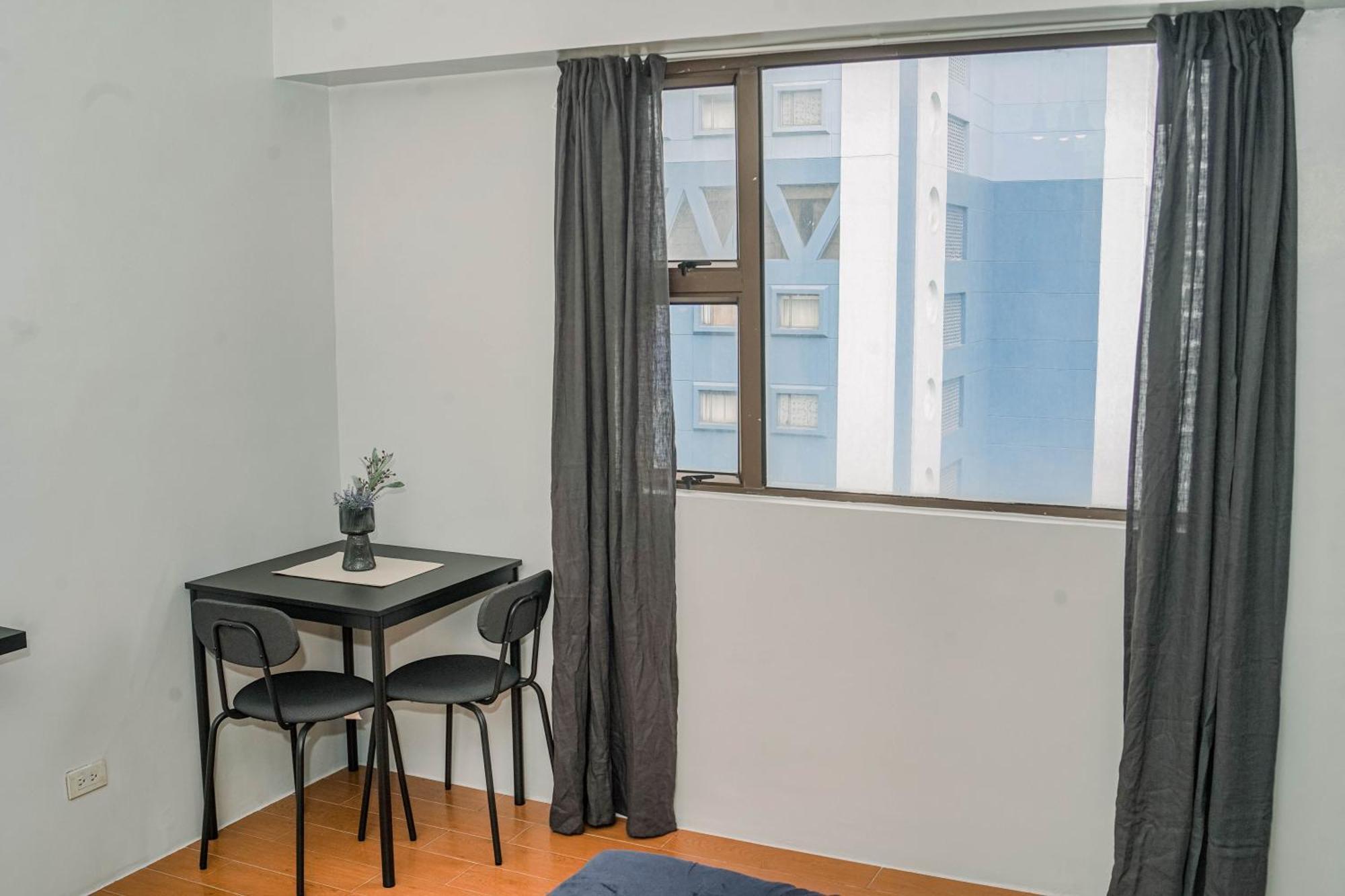 Apartment Tahananstays At Makati Cbd Manila