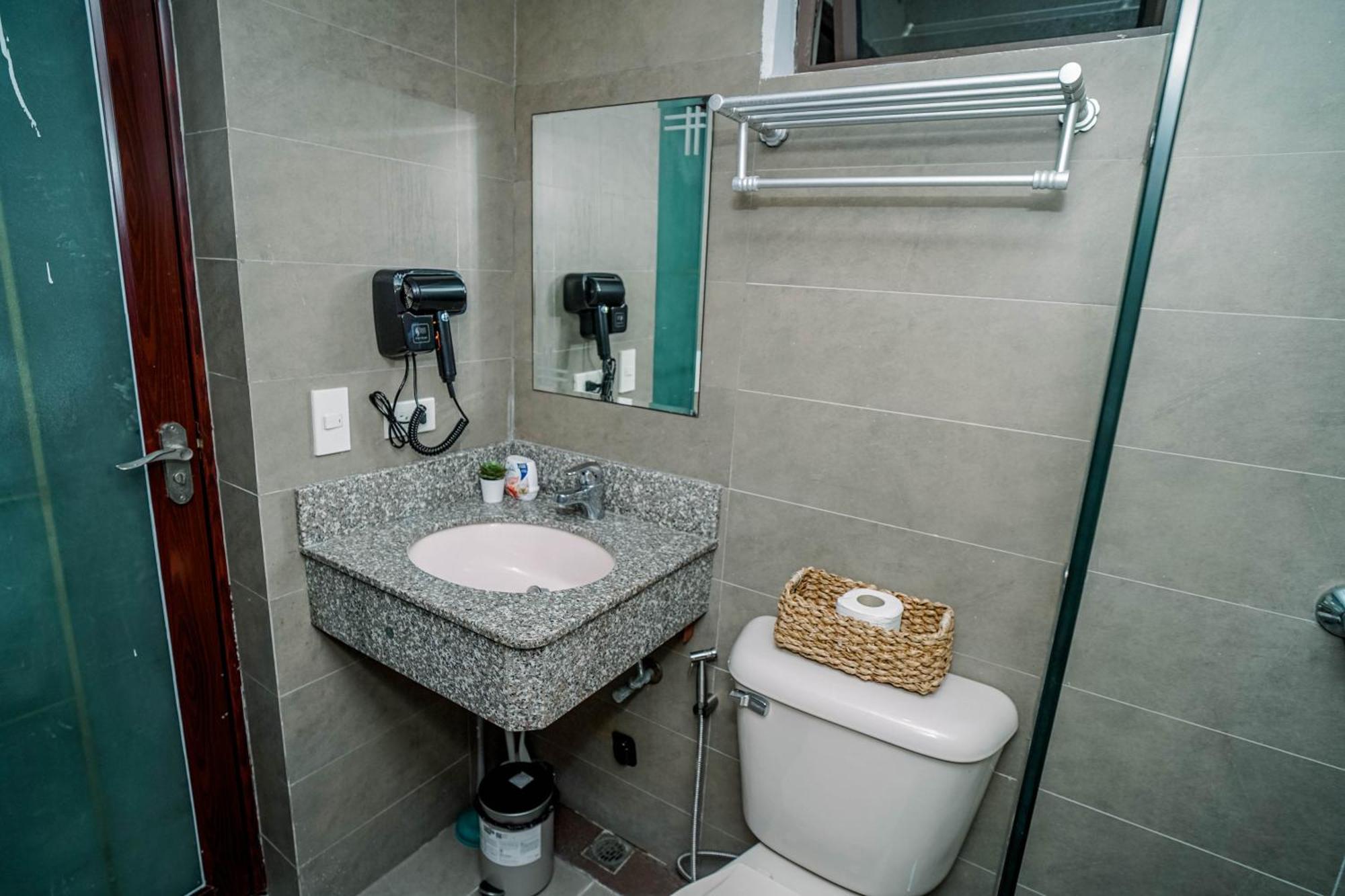 Apartment Tahananstays At Makati Cbd *