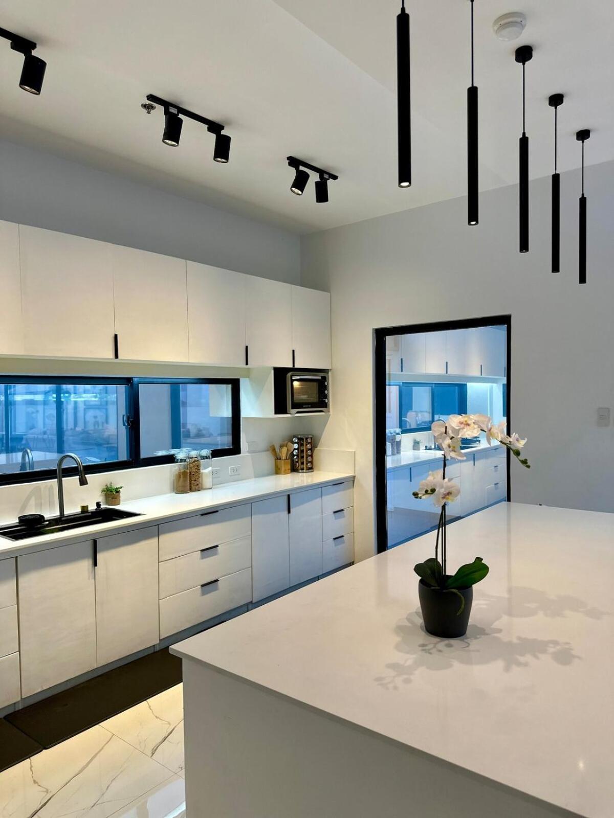 Apartment Entire Luxe Penthouse For Private Parties Manila