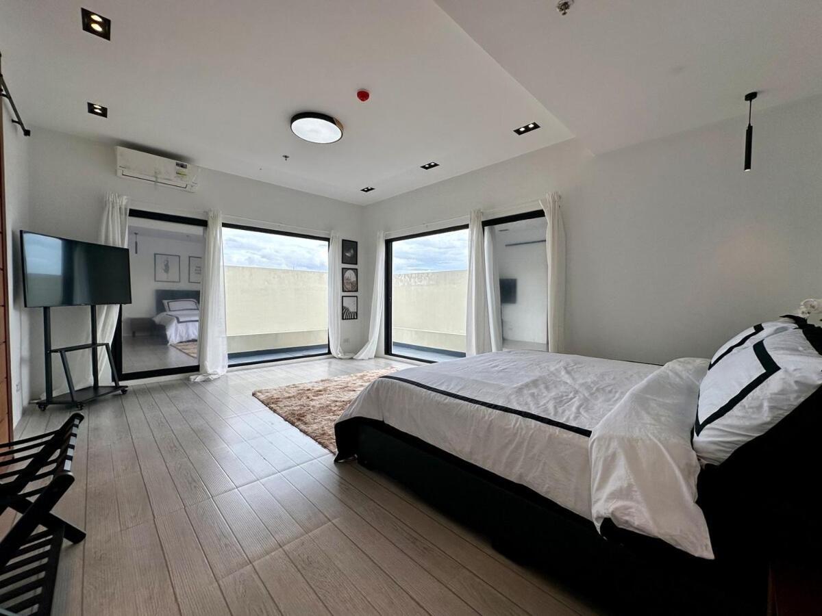 Entire Luxe Penthouse For Private Parties Manila